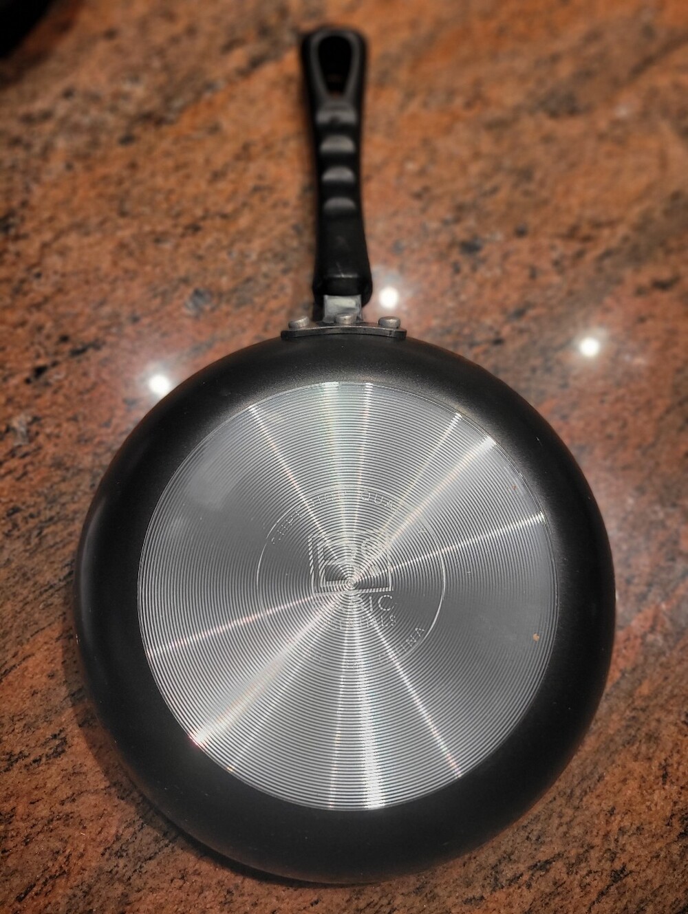Basic Essentials 8" Pan, New - Picture 3 of 7